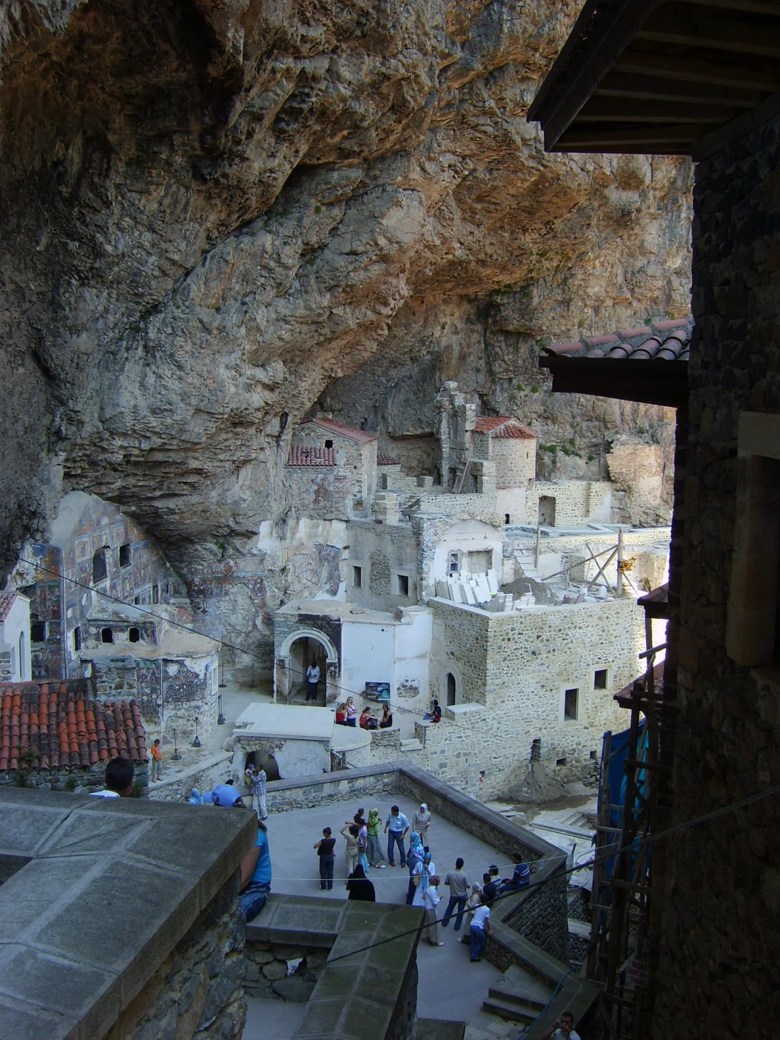 By unknown user .o. (the page does not exist - http://en.wikipedia.org/wiki/File:Chapels.jpg, Public Domain, https://commons.wikimedia.org/w/index.php?curid=9553941