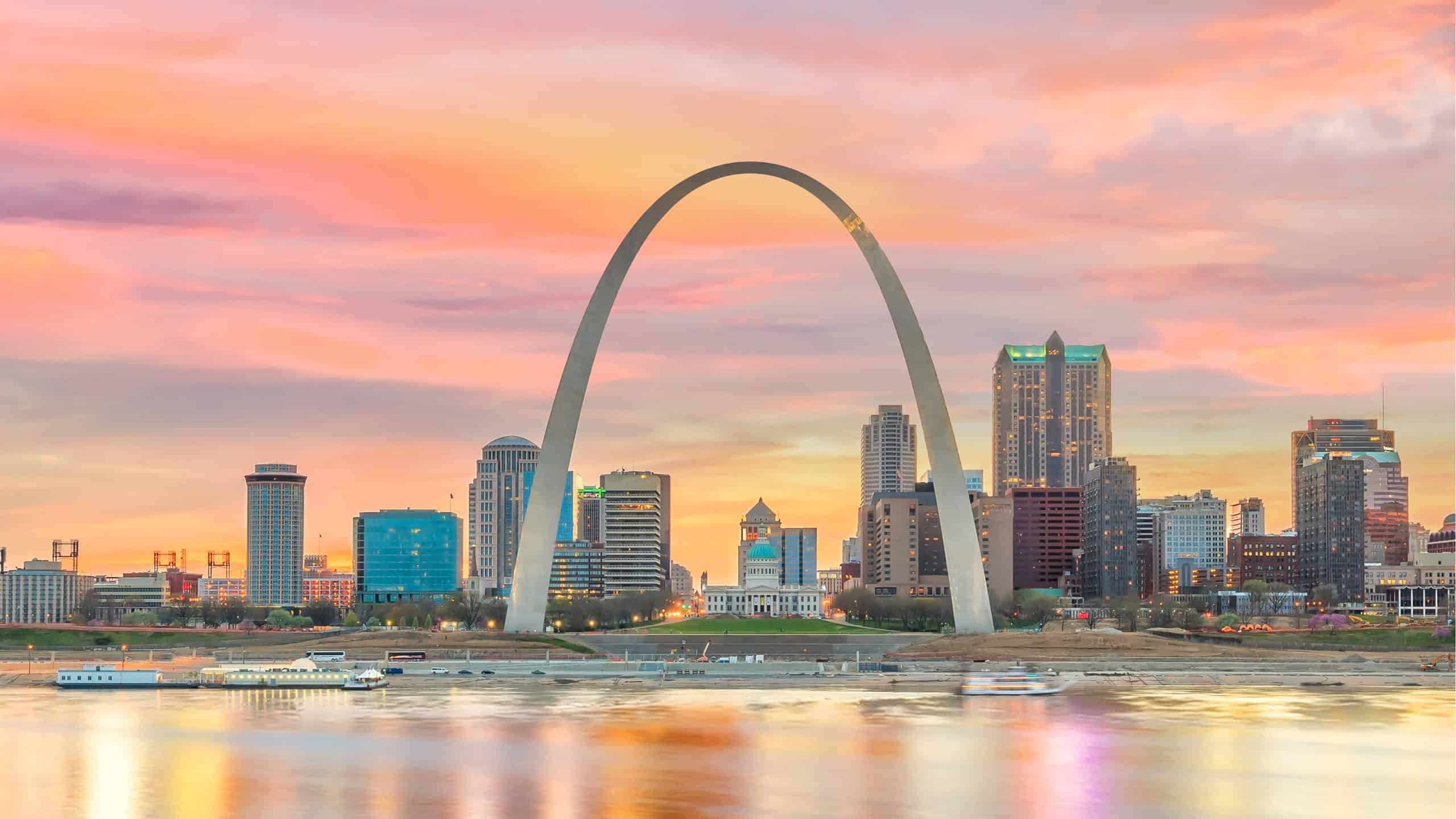 Gateway Arch Guide in St. Louis Missouri Places.Travel