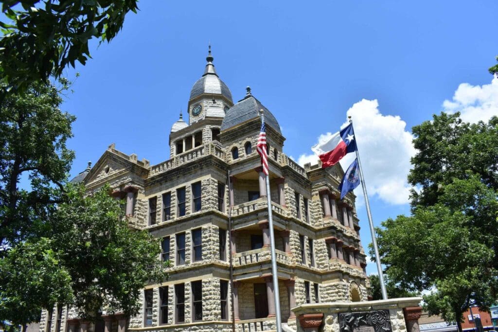 Courthouse on-the-square