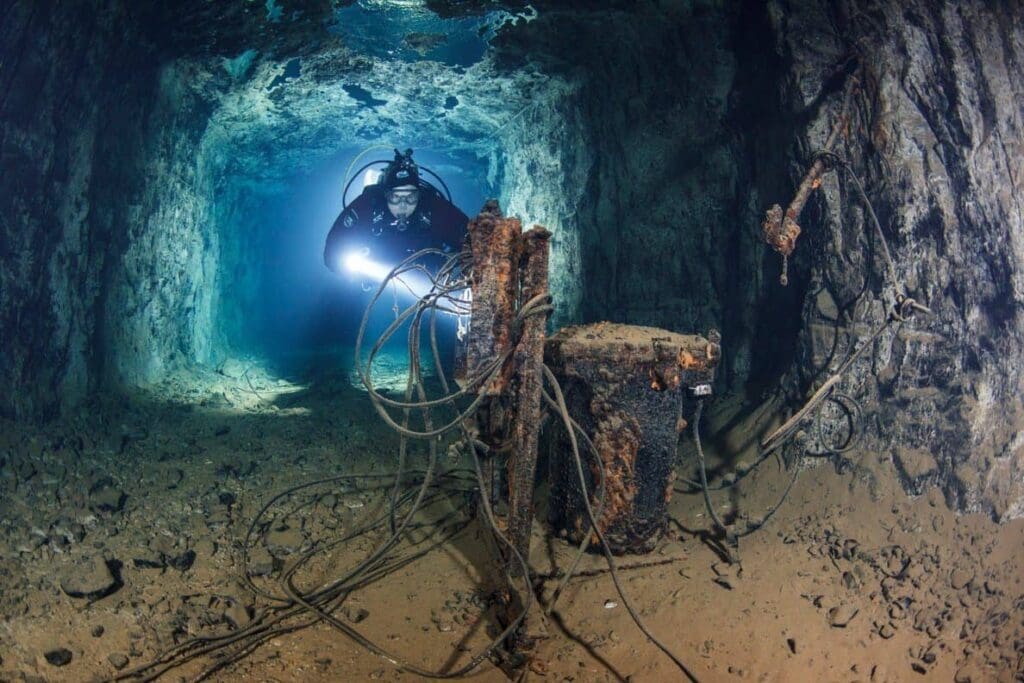 Bonne Terre Mine scuba diving
